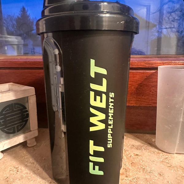 Fit Welt Shaker 700 ml – Perfekt für deine Fitness-Drinks!